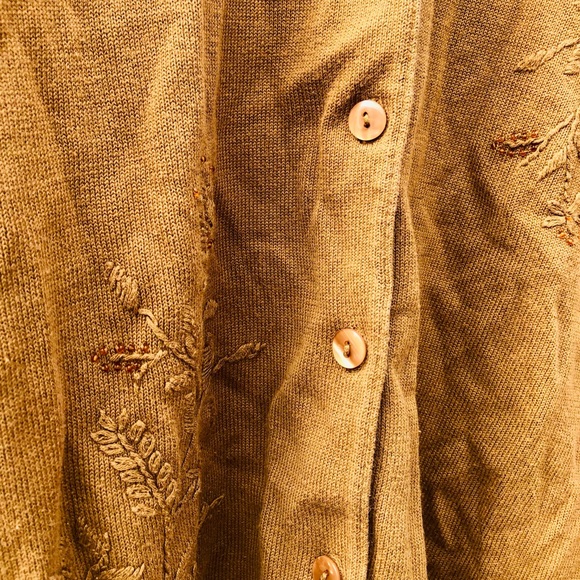 Brown Beaded Sweater - CM Shapes - Picture 3 of 5